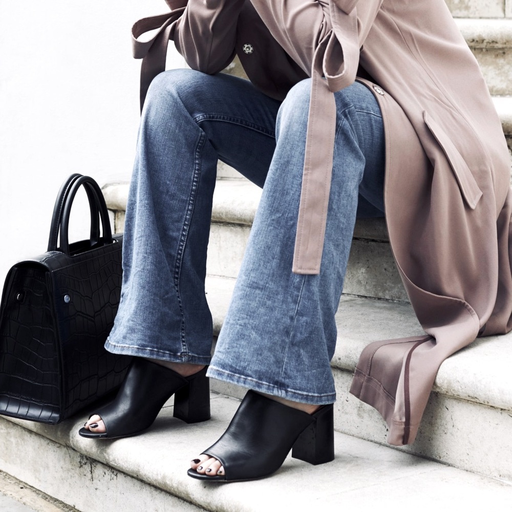Vigoss Flare Cut Dark Wash Jeans